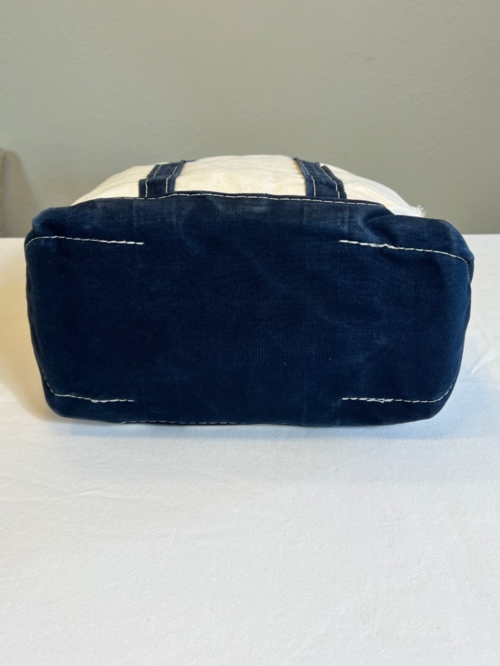*FIRM PRICE* Vintage L.L. Bean Boat Tote Medium Navy /Natural Canvas Reg Handles - Picture 11 of 14